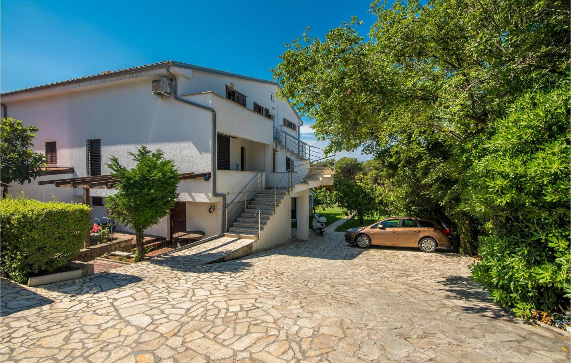 3 Bedroom Beautiful In Krk Krk Town