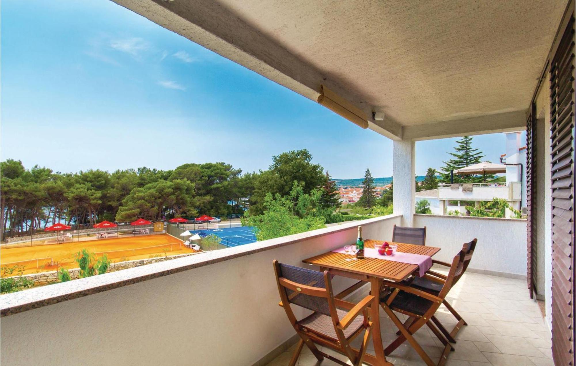 3 Bedroom Beautiful In Krk Apartment